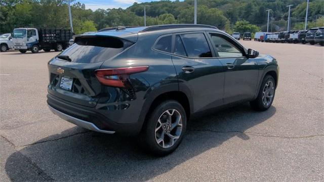 new 2025 Chevrolet Trax car, priced at $24,955