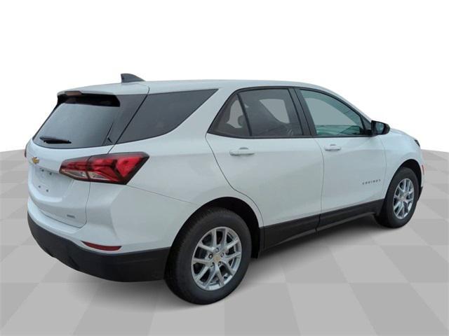 new 2024 Chevrolet Equinox car, priced at $27,330