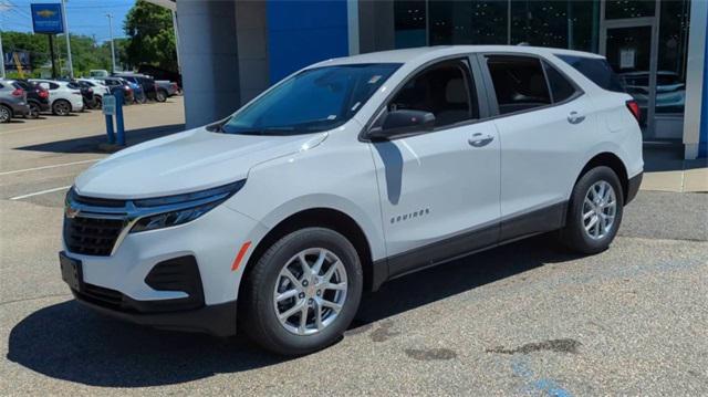 new 2024 Chevrolet Equinox car, priced at $27,709