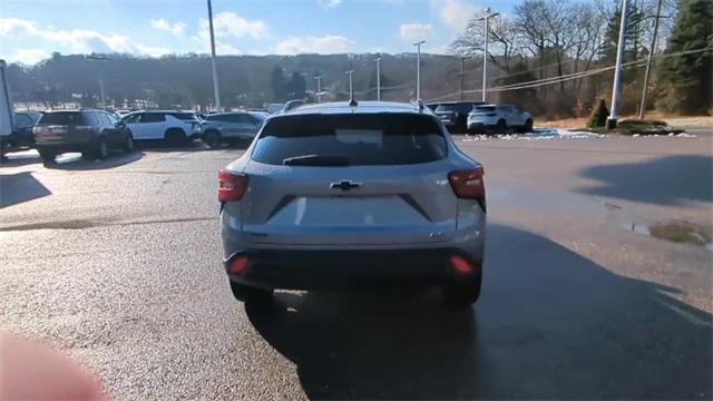 new 2025 Chevrolet Trax car, priced at $27,040