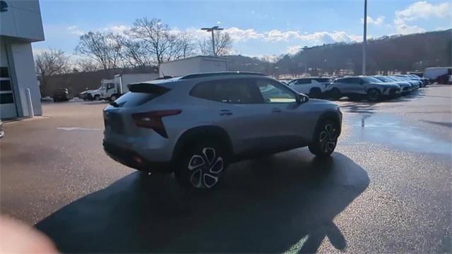 new 2025 Chevrolet Trax car, priced at $27,040