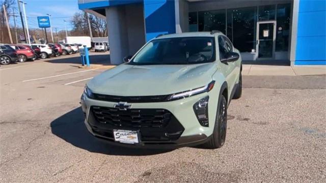 new 2025 Chevrolet Trax car, priced at $25,745