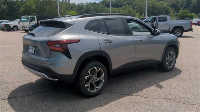new 2025 Chevrolet Trax car, priced at $24,955