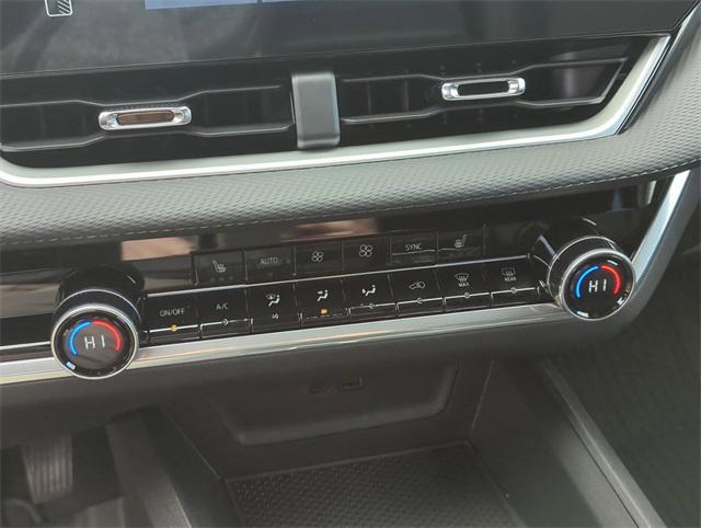 new 2026 Chevrolet Equinox car, priced at $31,500