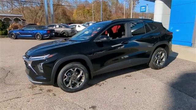 new 2025 Chevrolet Trax car, priced at $24,910