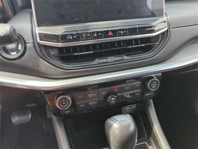 used 2022 Jeep Compass car, priced at $23,891