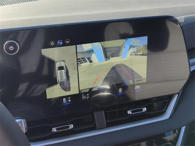 new 2026 Chevrolet Equinox car, priced at $31,300