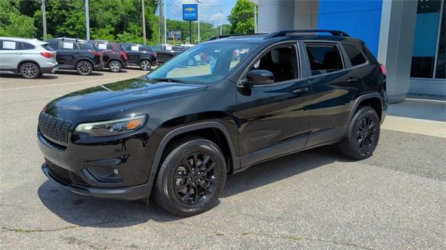 used 2023 Jeep Cherokee car, priced at $24,938