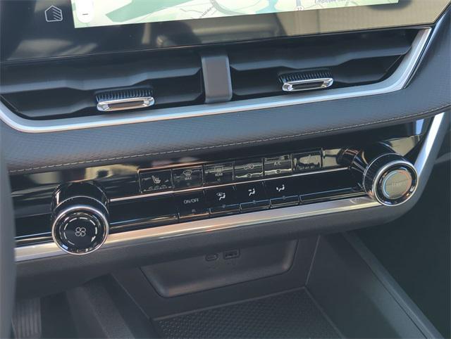 new 2026 Chevrolet Equinox car, priced at $31,400