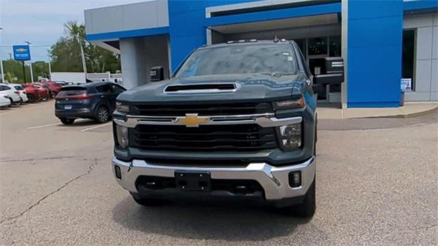 new 2025 Chevrolet Silverado 2500 car, priced at $70,535