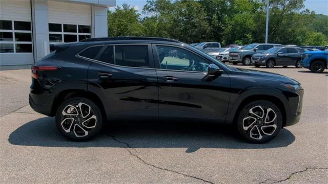 new 2025 Chevrolet Trax car, priced at $25,690
