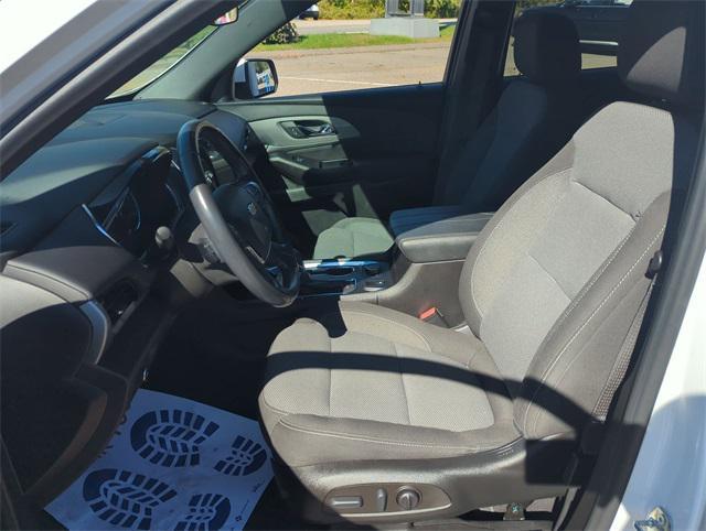 used 2022 Chevrolet Traverse car, priced at $30,491