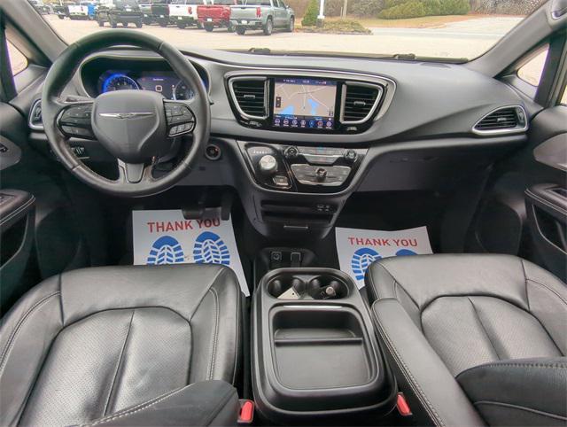 used 2020 Chrysler Pacifica car