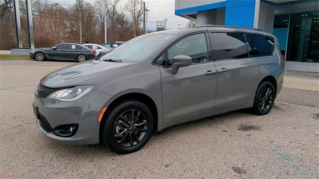 used 2020 Chrysler Pacifica car