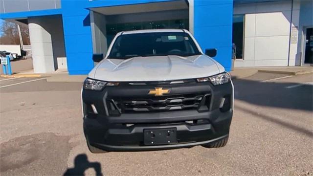 new 2024 Chevrolet Colorado car, priced at $32,255