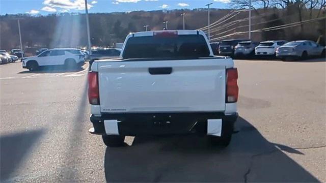 new 2024 Chevrolet Colorado car, priced at $32,255