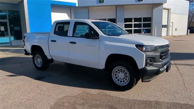 new 2024 Chevrolet Colorado car, priced at $32,255