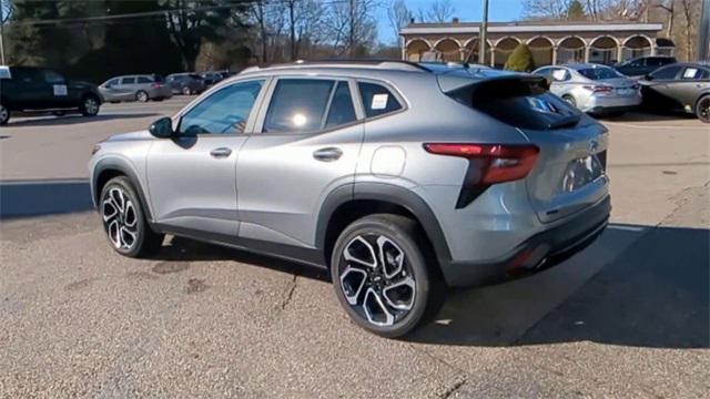 new 2025 Chevrolet Trax car, priced at $25,690