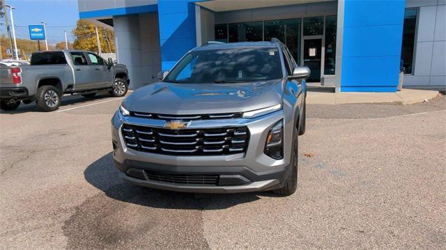 new 2025 Chevrolet Equinox car, priced at $32,156