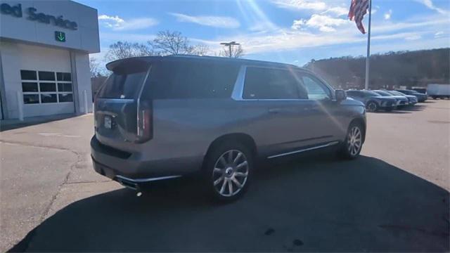 used 2021 Cadillac Escalade ESV car, priced at $78,995