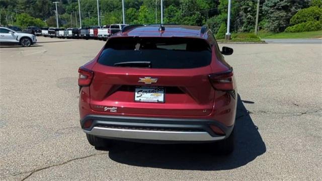 new 2025 Chevrolet Trax car
