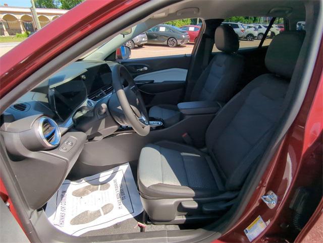 new 2025 Chevrolet Trax car