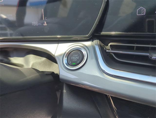 new 2025 Chevrolet Trax car