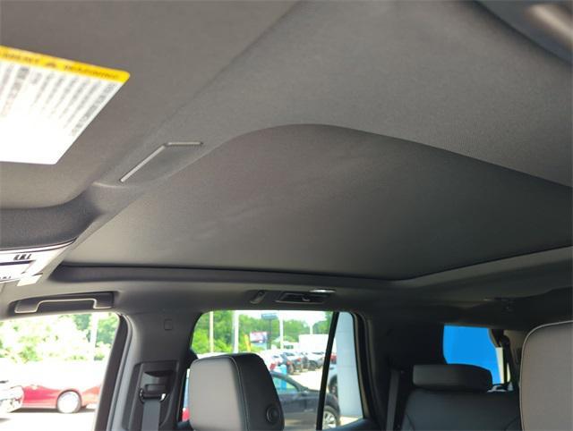new 2025 Chevrolet Tahoe car, priced at $74,425