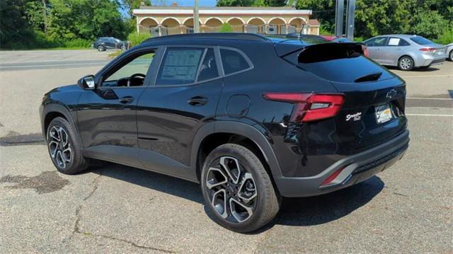 new 2025 Chevrolet Trax car, priced at $25,690