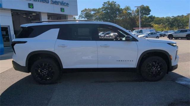 new 2024 Chevrolet Traverse car, priced at $50,180