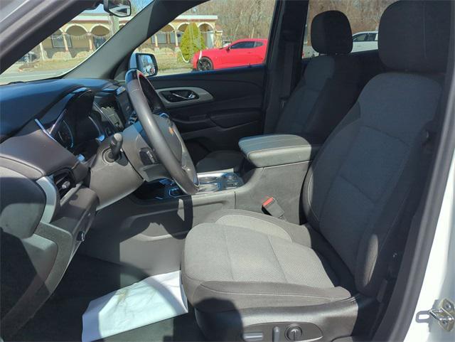 used 2022 Chevrolet Traverse car, priced at $28,766