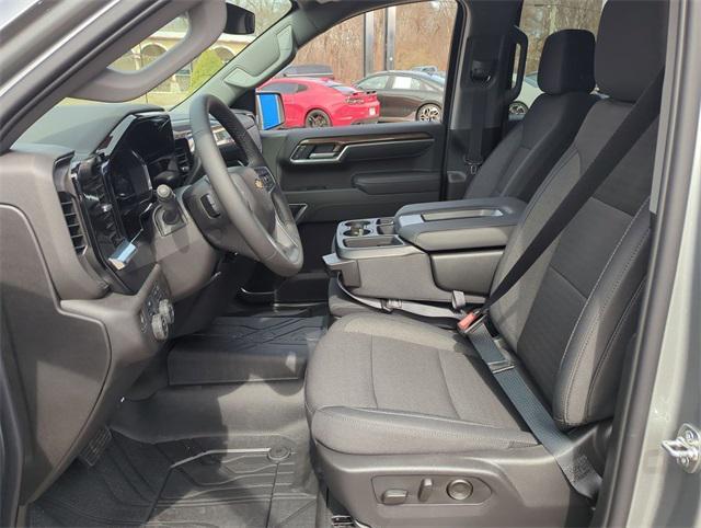 new 2025 Chevrolet Silverado 1500 car, priced at $54,746