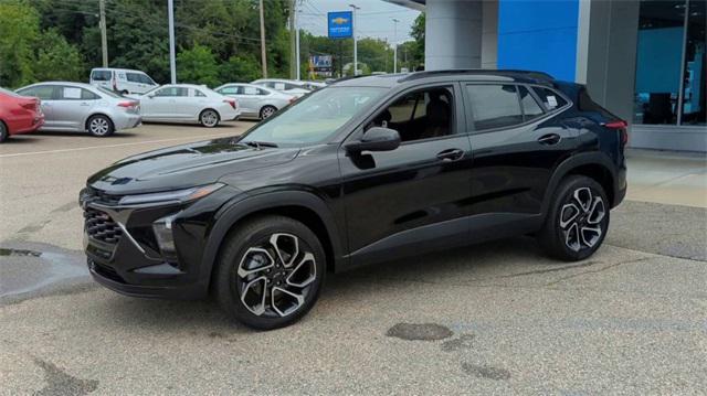 new 2025 Chevrolet Trax car, priced at $25,690