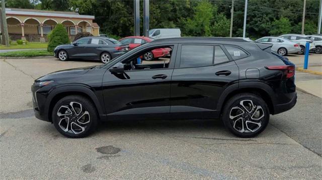 new 2025 Chevrolet Trax car, priced at $25,690