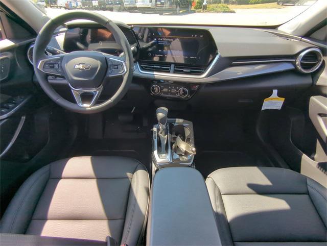 new 2025 Chevrolet Trax car, priced at $26,160