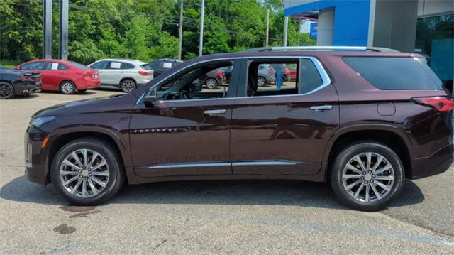 used 2023 Chevrolet Traverse car, priced at $33,879