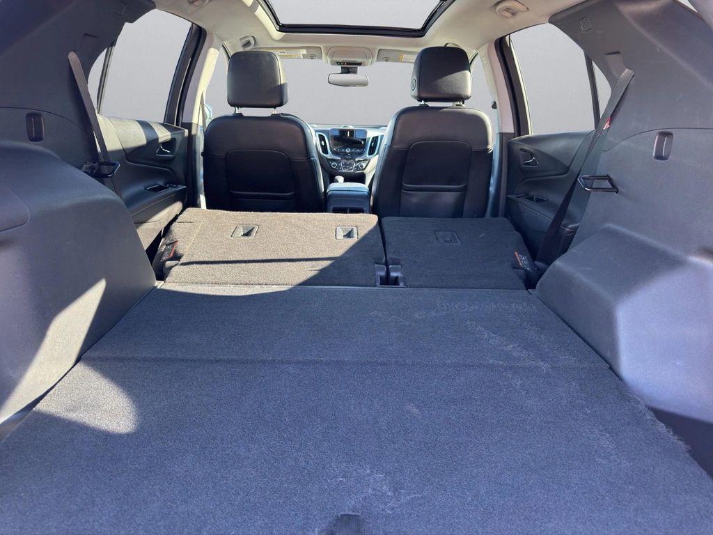 used 2022 Chevrolet Equinox car, priced at $24,999