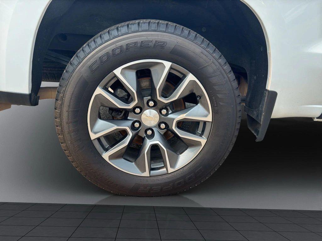 used 2022 Chevrolet Silverado 1500 car, priced at $40,895