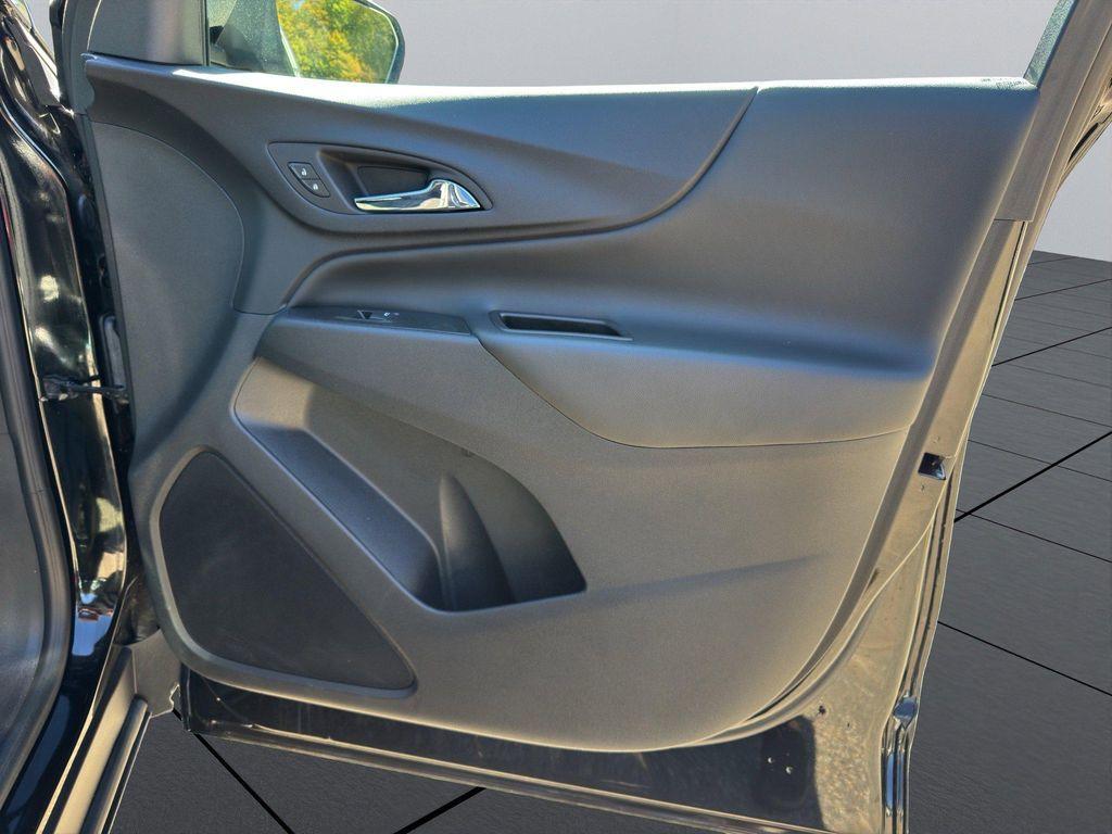 used 2022 Chevrolet Equinox car, priced at $23,463