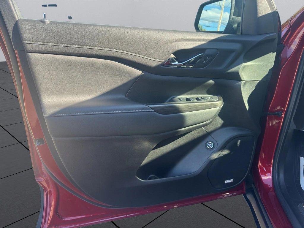 used 2023 GMC Acadia car, priced at $33,595