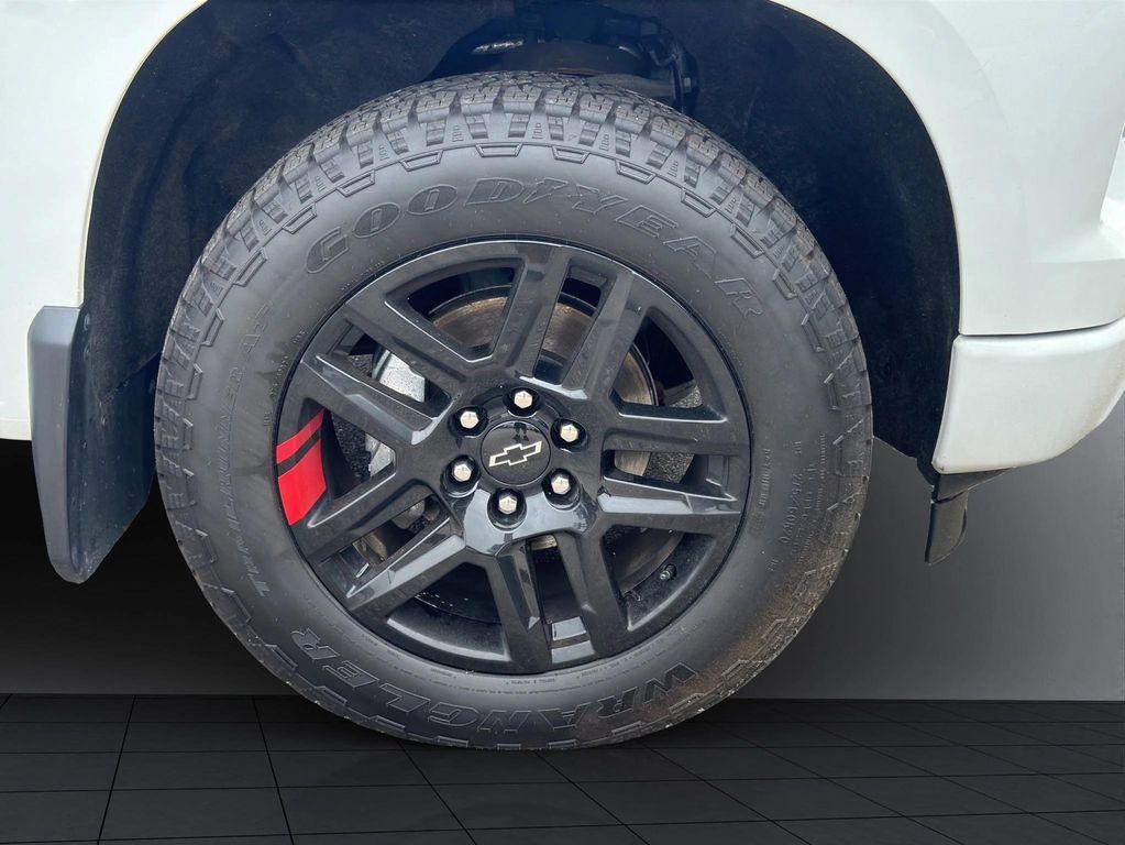 used 2022 Chevrolet Silverado 1500 car, priced at $49,395