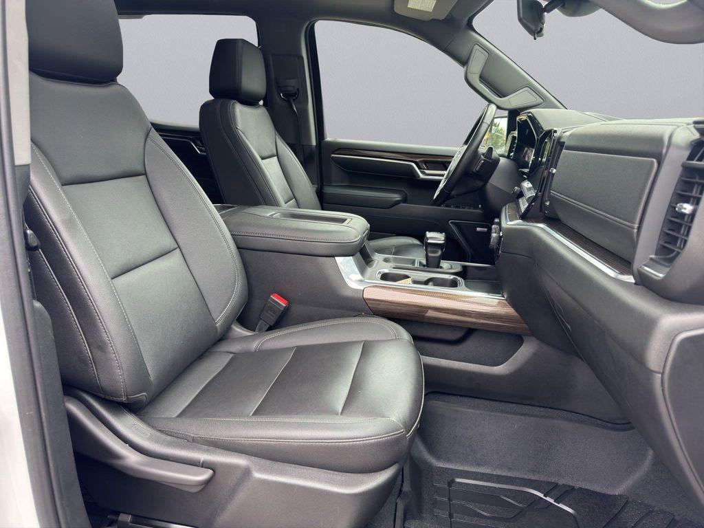 used 2022 Chevrolet Silverado 1500 car, priced at $49,395