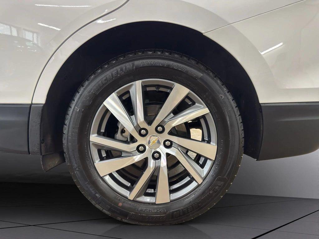 used 2022 Chevrolet Equinox car, priced at $26,895