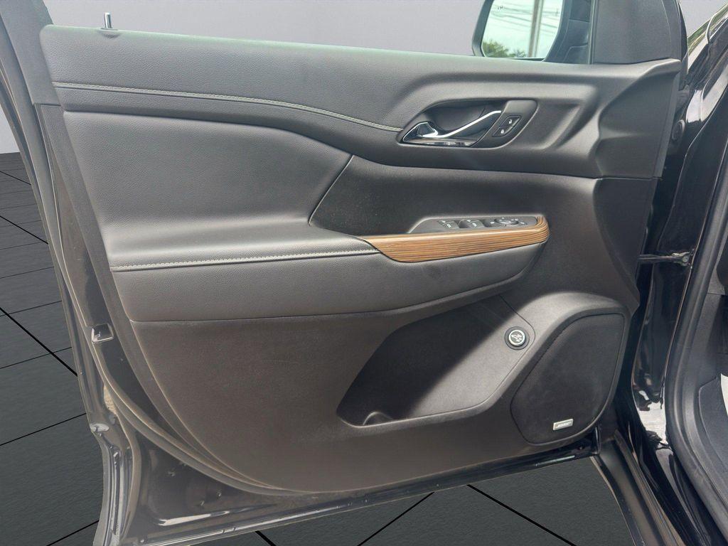 used 2023 GMC Acadia car, priced at $33,995