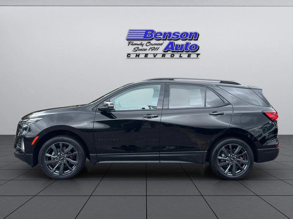 used 2023 Chevrolet Equinox car, priced at $27,555