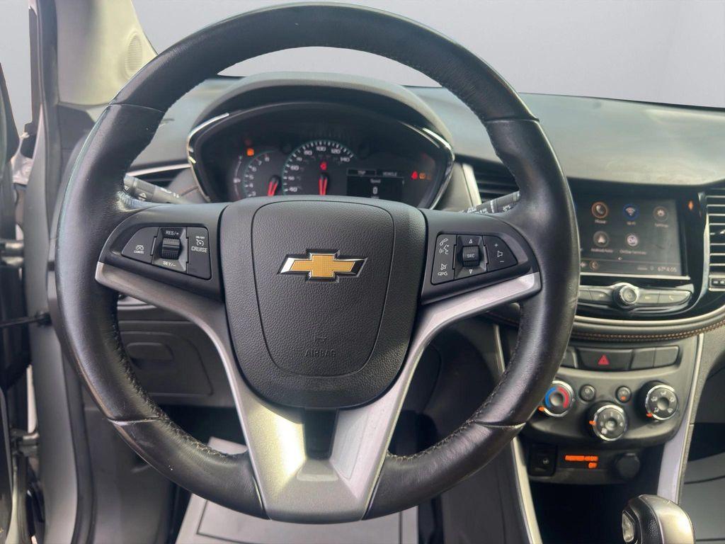 used 2022 Chevrolet Trax car, priced at $22,512