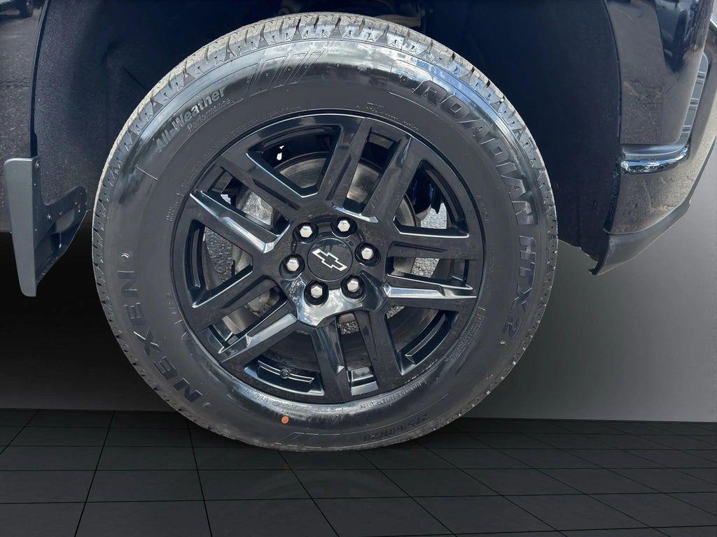 used 2022 Chevrolet Silverado 1500 car, priced at $39,295