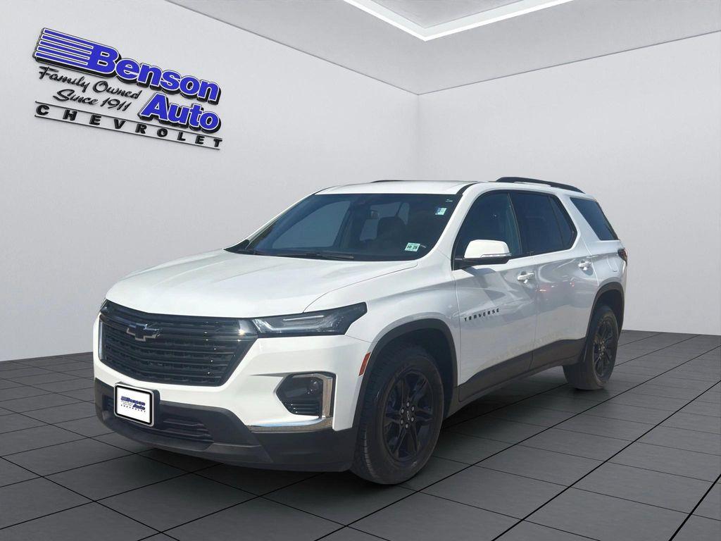 used 2023 Chevrolet Traverse car, priced at $36,995