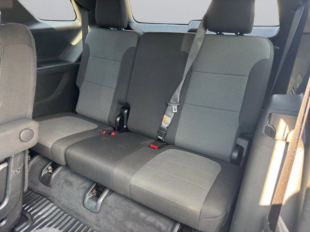 used 2023 Chevrolet Traverse car, priced at $36,995