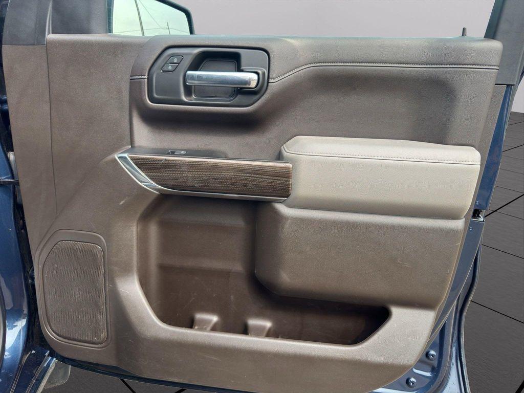 used 2022 Chevrolet Silverado 1500 car, priced at $38,995